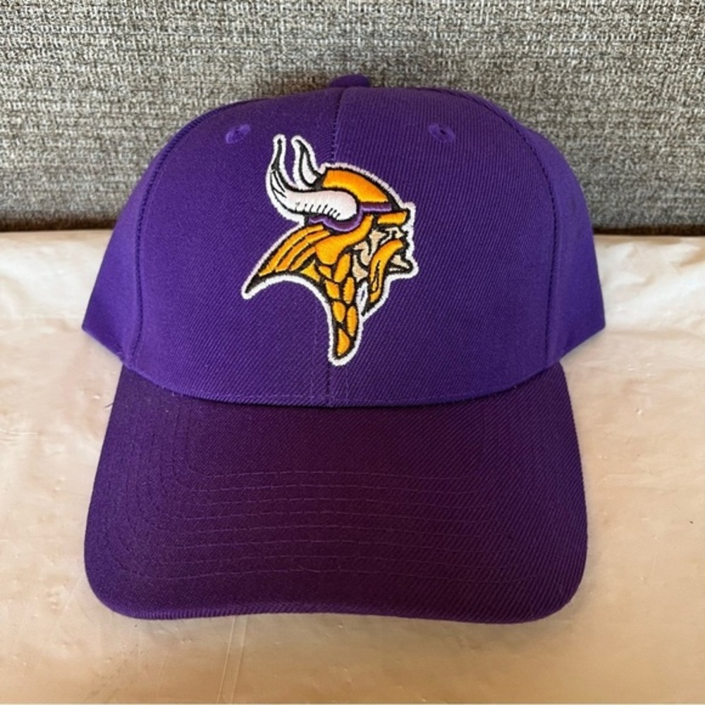 Minnesota Vikings Hat One Size Purple Sports Fan Football NFL Team‎ Apparel NWT